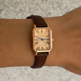 BROWN LEATHER VINTAGE watch