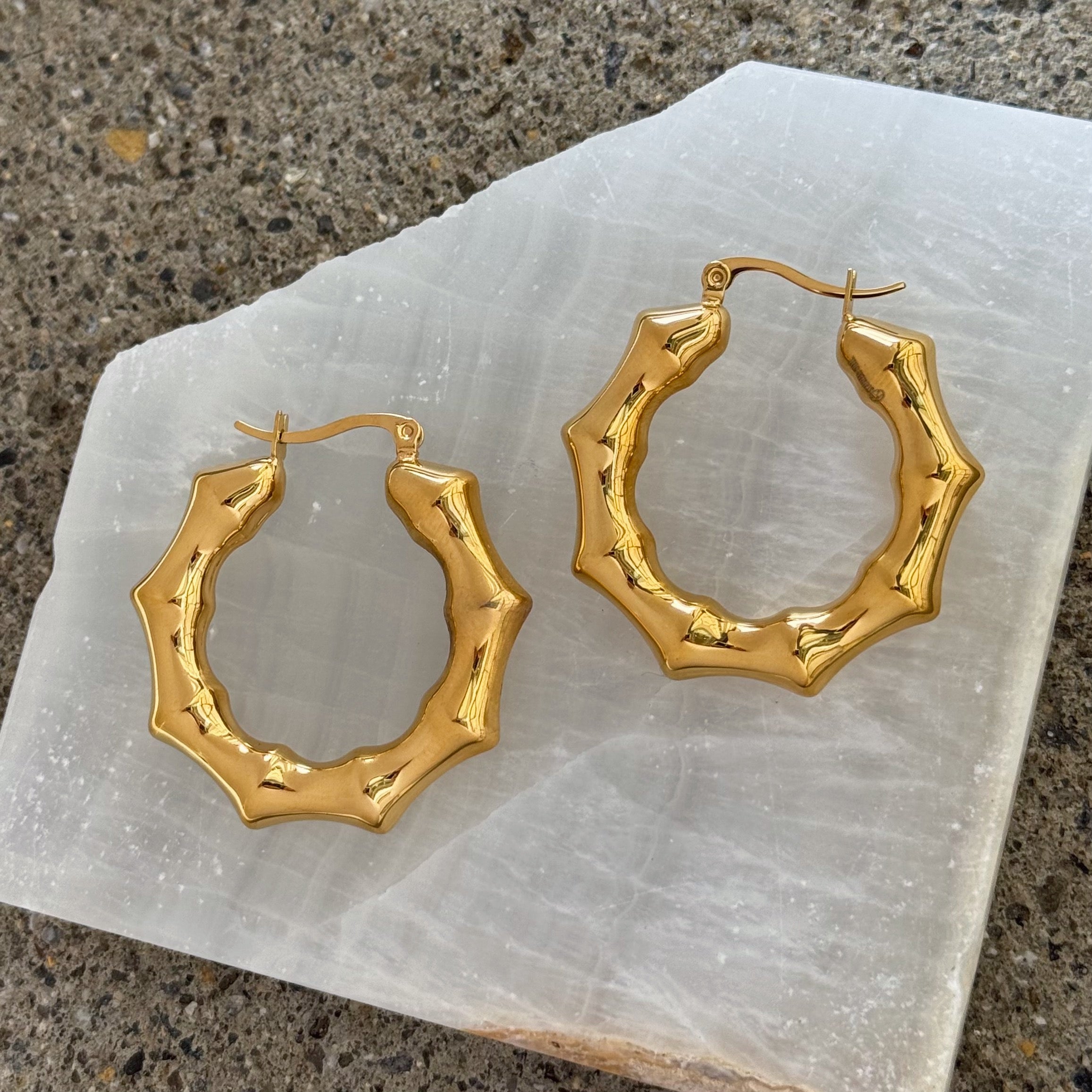 GOLD CHUNKY BAMBOO HOOP earrings