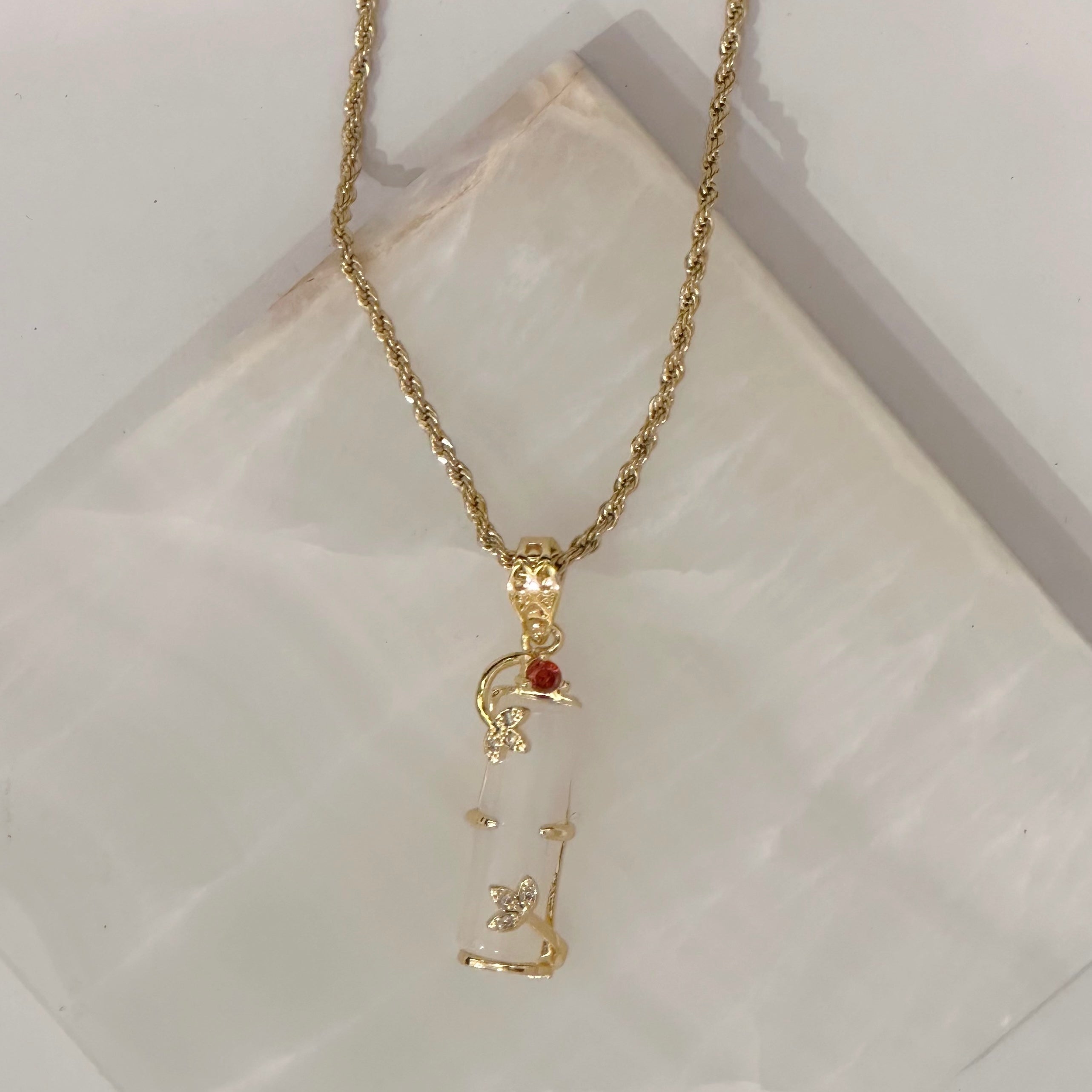 BAMBOO RED CRYSTAL WHITE JADE necklace