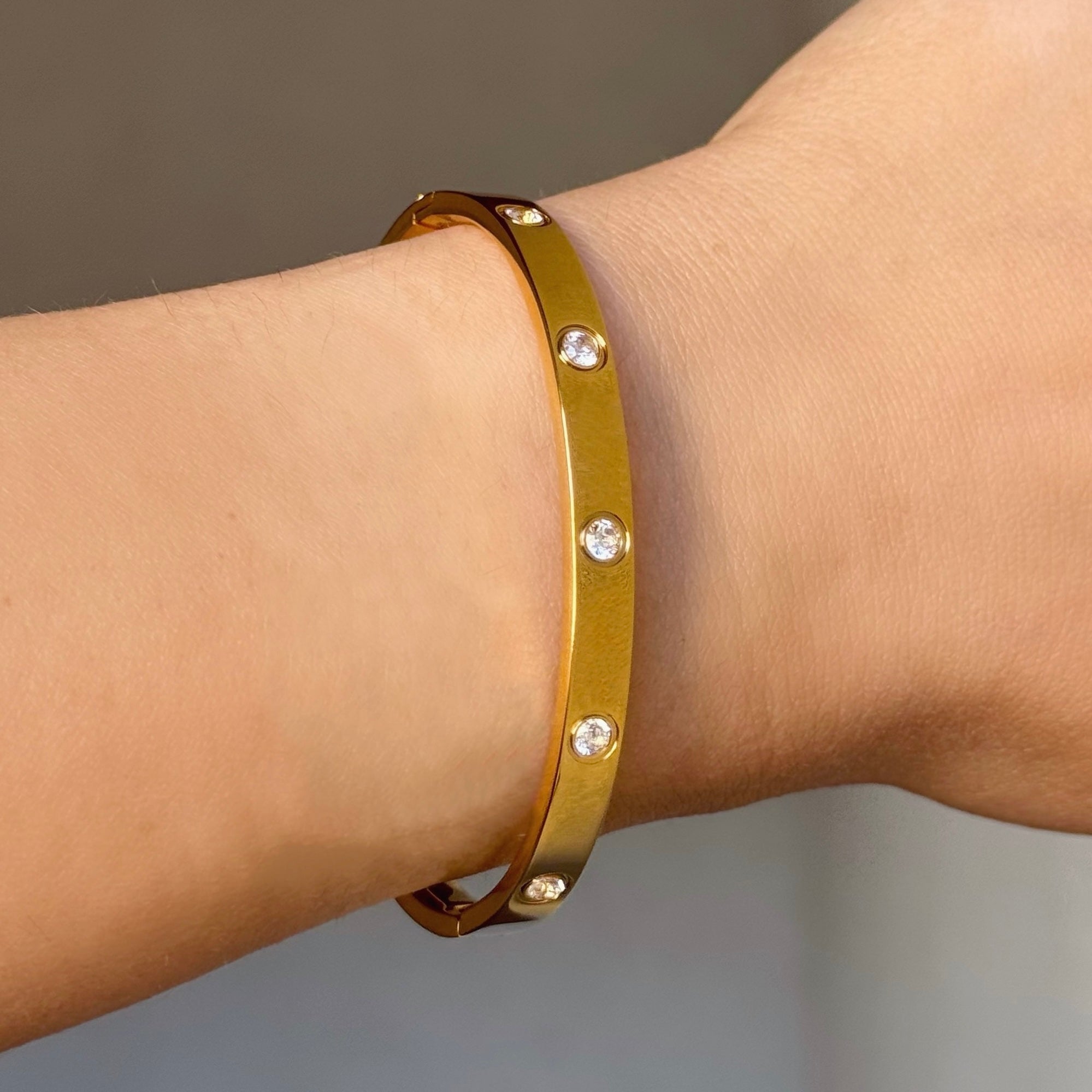 5MM GOLD ROUND CRYSTAL bangle