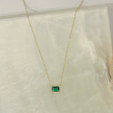 EMERALD SOLITAIRE SUPER MINI necklace