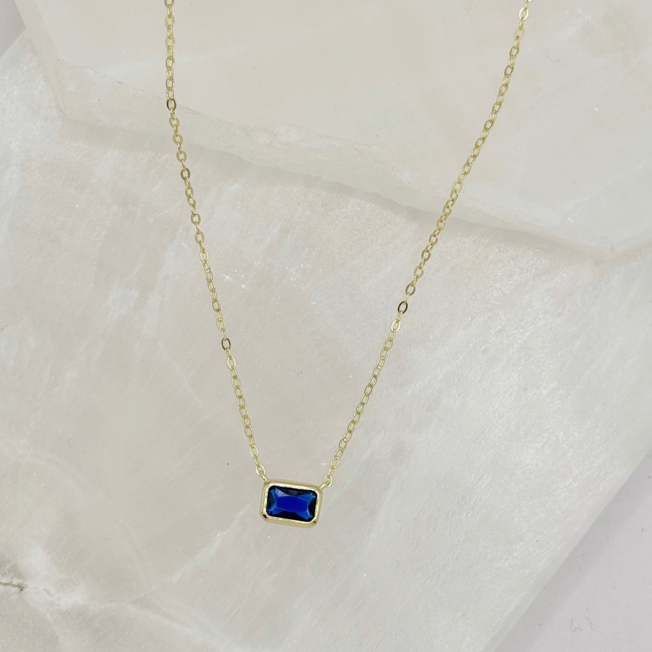 BLUE SAPPHIRE SOLITAIRE SUPER MINI necklace