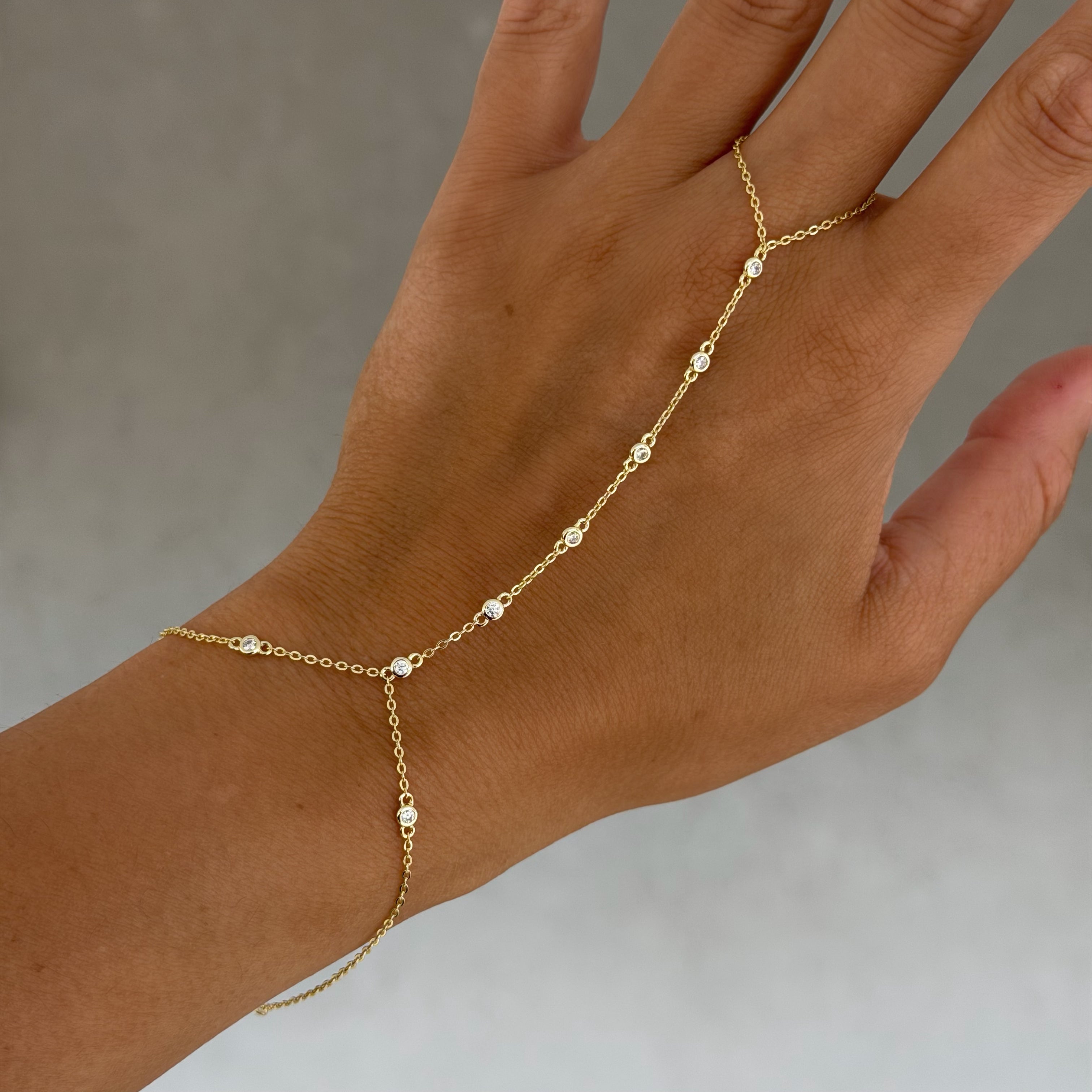 GOLD CRYSTAL BEZEL hand chain
