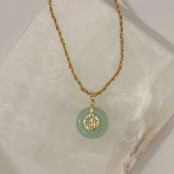 HAPPINESS CIRCLE LIGHT GREEN JADE necklace