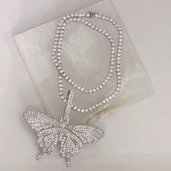 BUTTERFLY EFFECT necklace