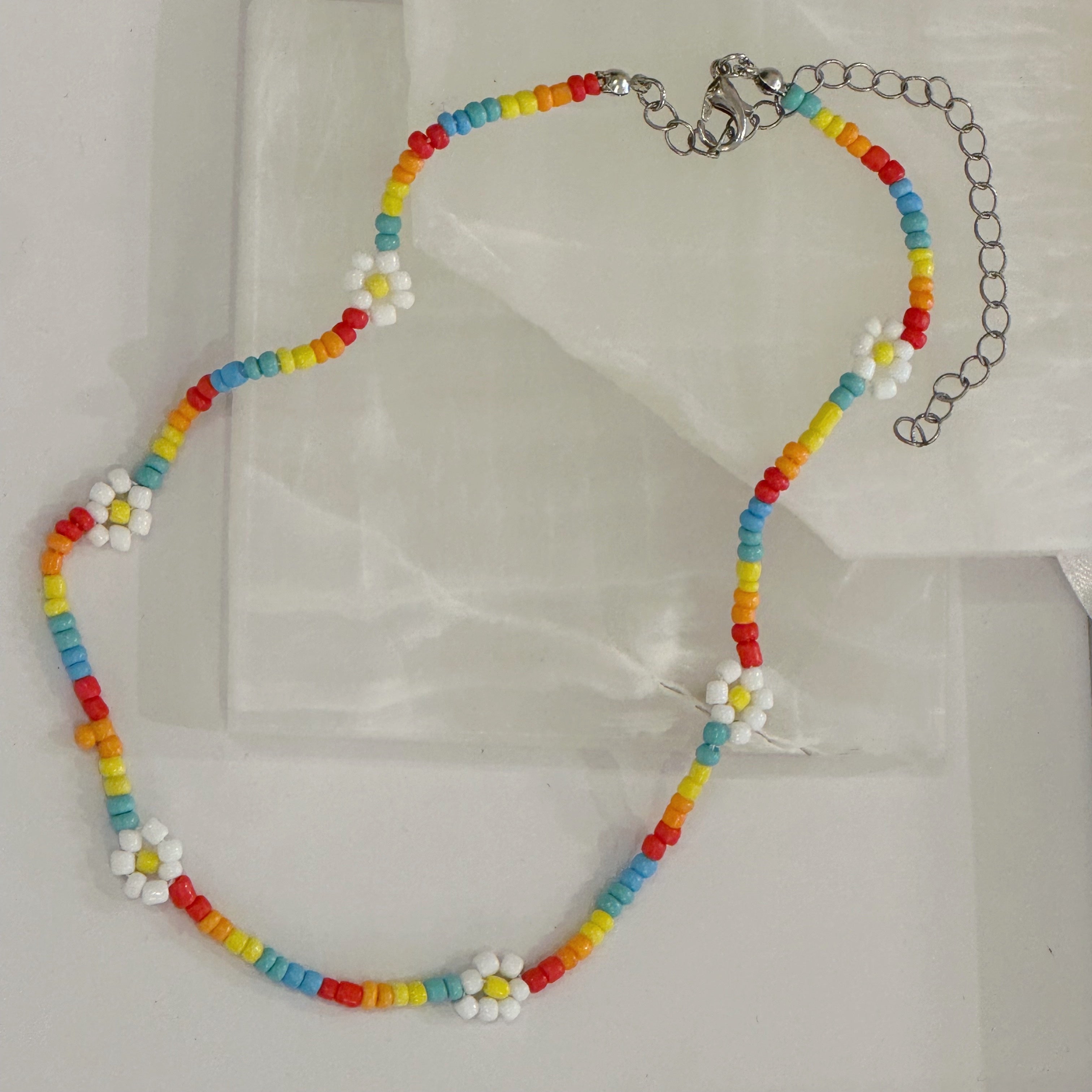 MULTICOLOR FLOWER BEADED necklace