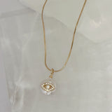 FRESHWATER EYE PEARL necklace