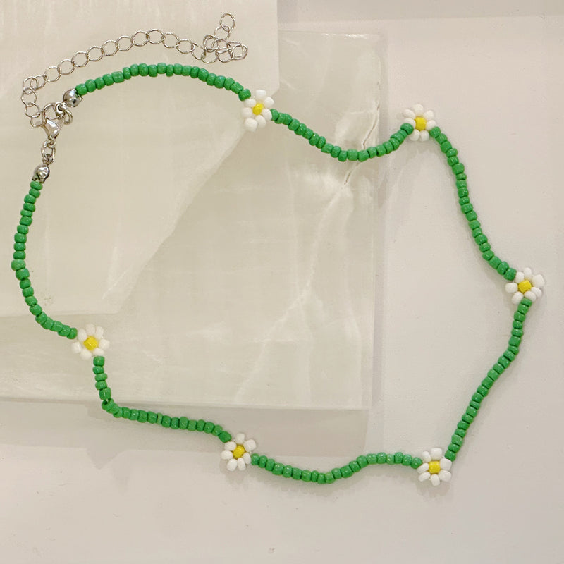 GREEN FLOWER BEADED necklace – Mazza Boutique