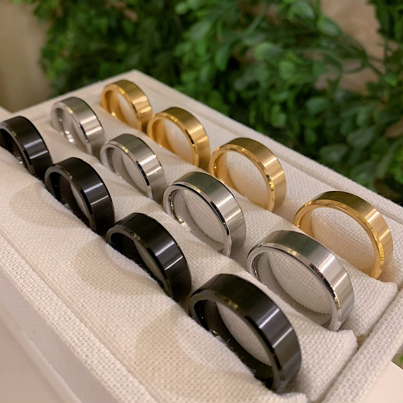 MENS BEVELED EDGE ring