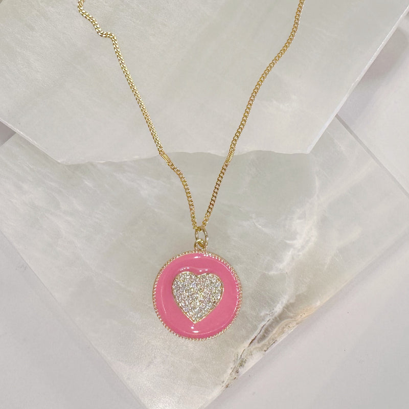 LARGE CIRCLE PINK HEART necklace