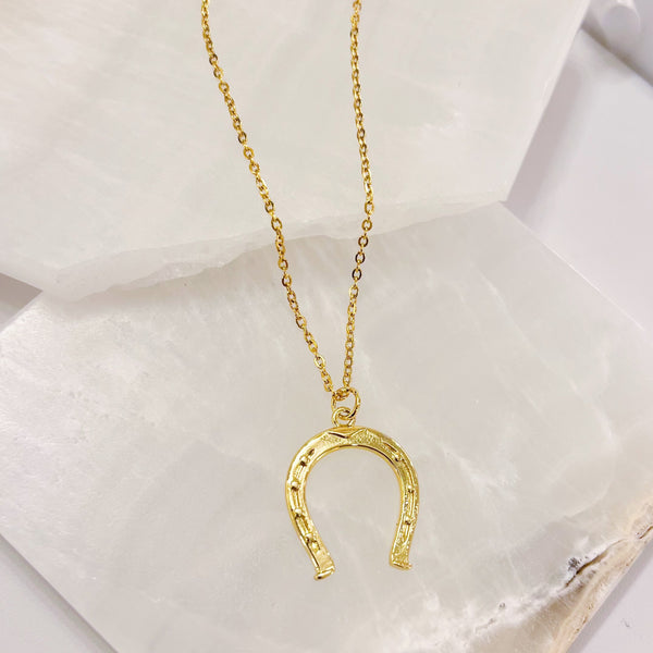 HORSESHOE necklace