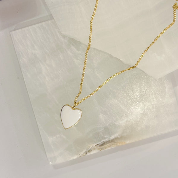 ENAMEL WHITE HEART MINI necklace