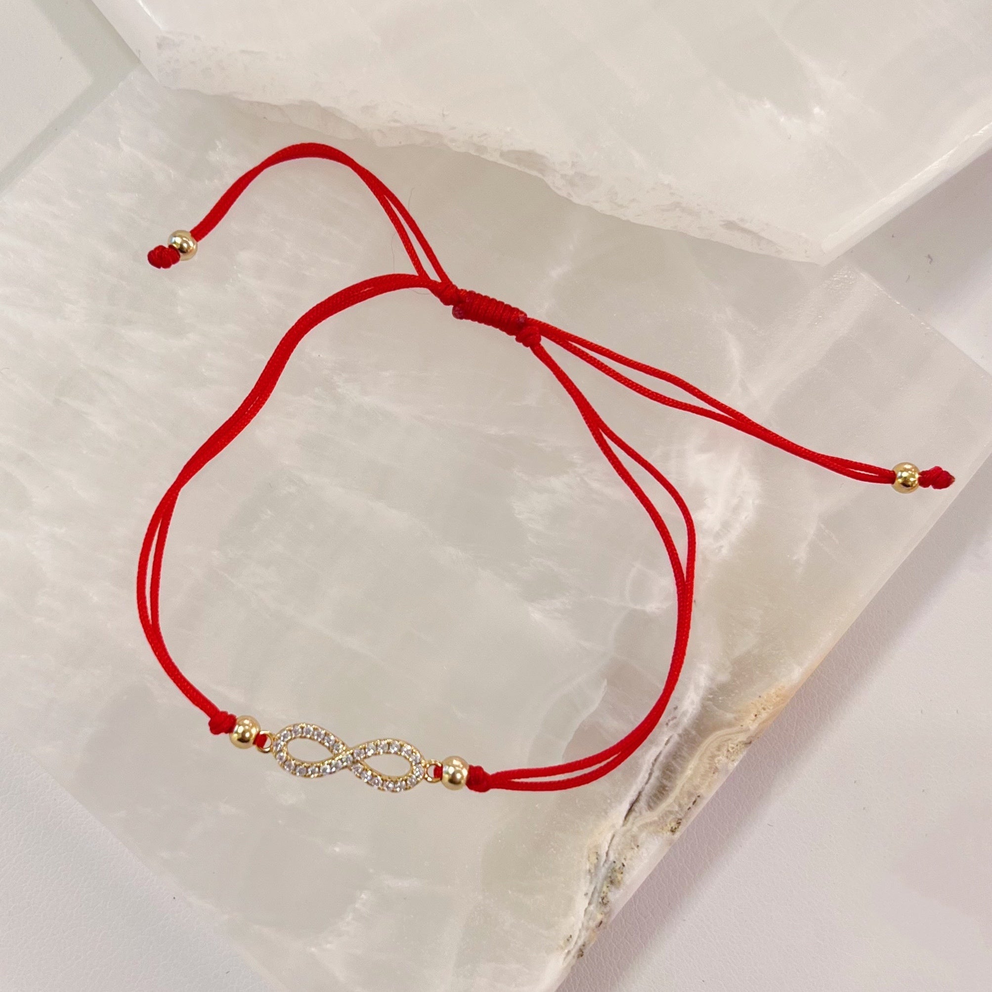 INFINITY RED STRING bracelet