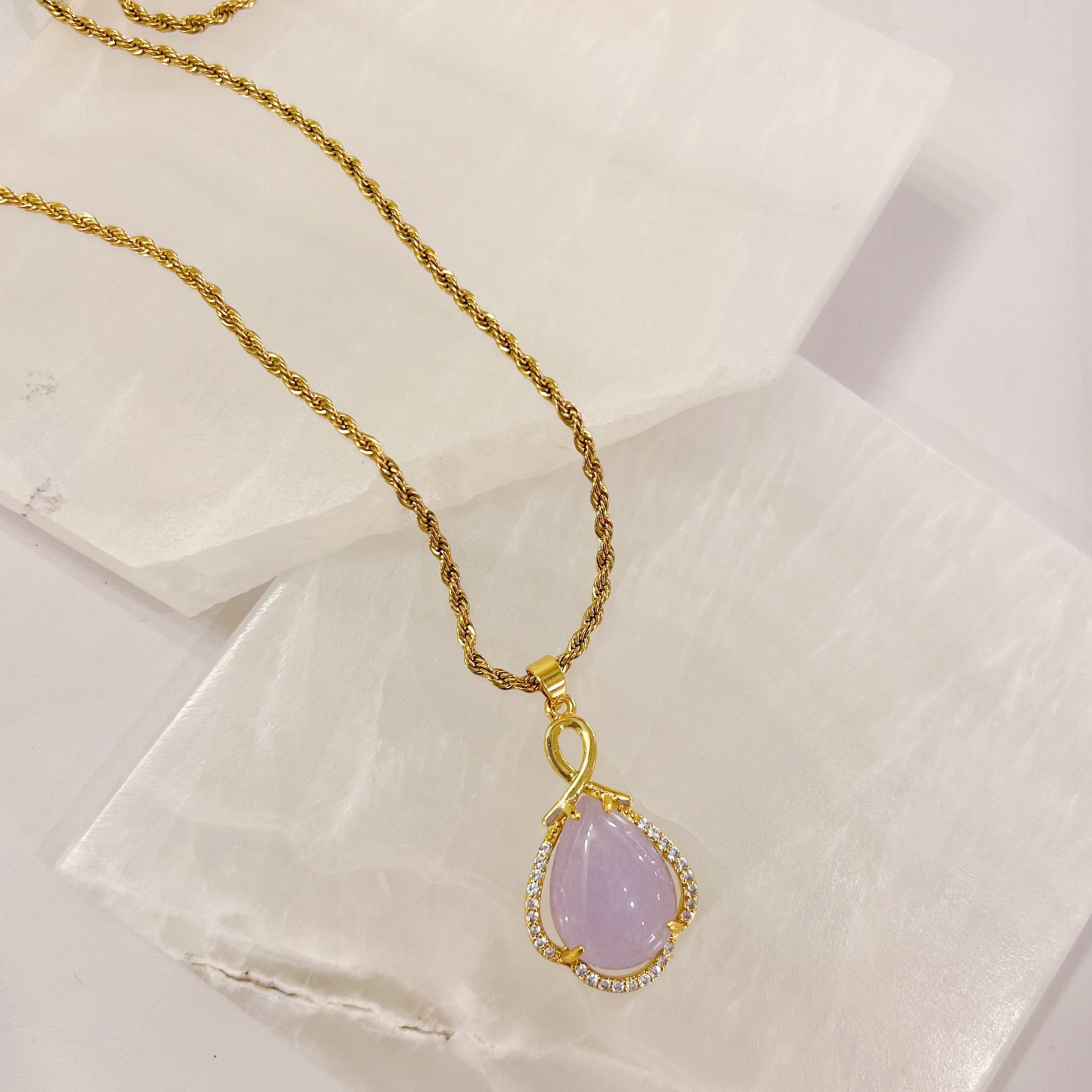HAYA TEARDROP LAVENDER necklace
