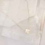 CLOVER MOTHER OF PEARL necklace