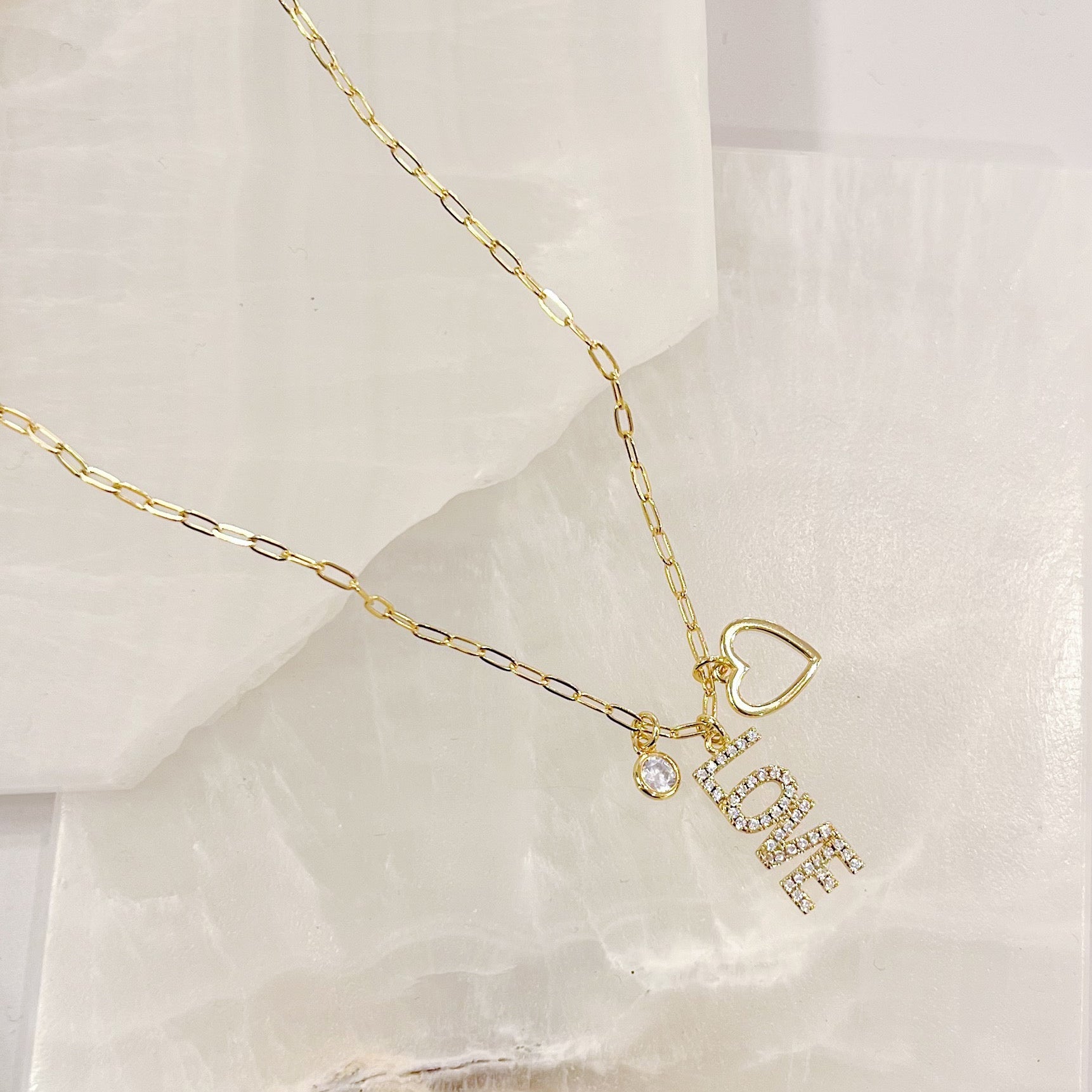 LOVE CHAIN LINK necklace