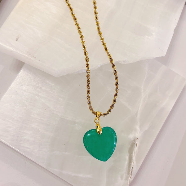 SMALL HEART JADE necklace