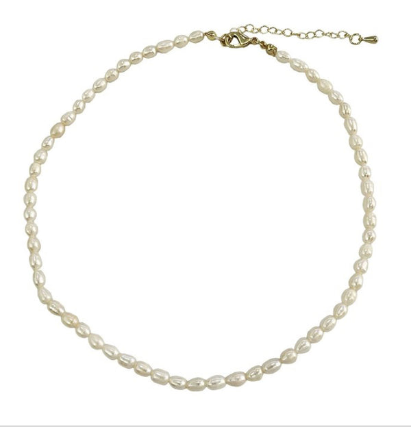 FRESHWATER PEARL necklace