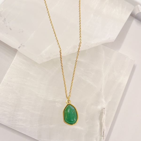 GREEN JADE STONE MINI necklace