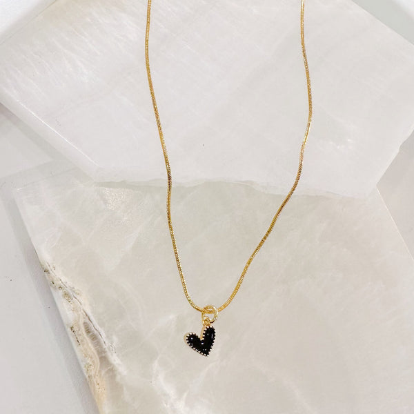 BLACK HEART SUPER MINI necklace