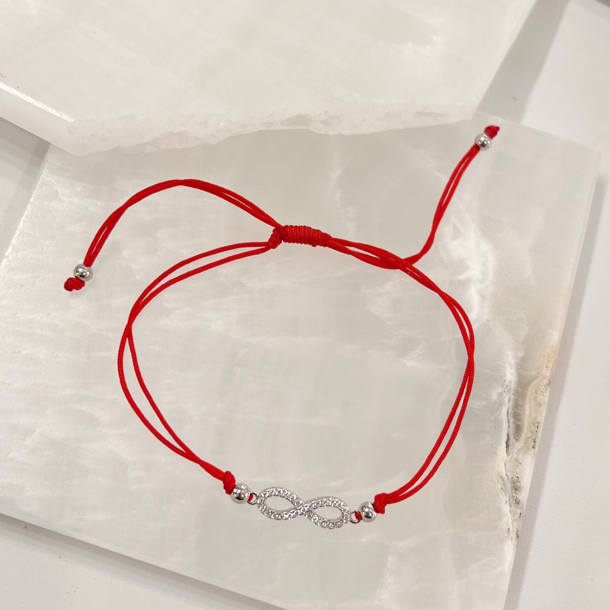 INFINITY RED STRING bracelet