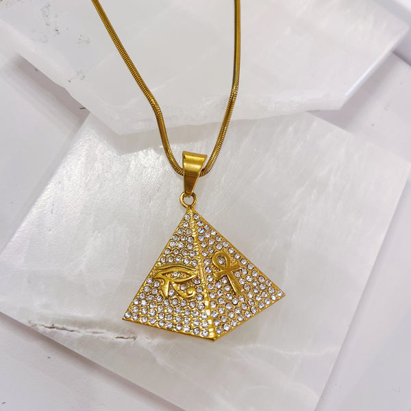 PYRAMID CRYSTAL necklace