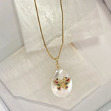 MOTHER OF PEARL BUTTERFLY necklace