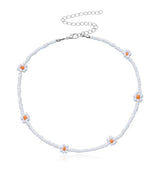 WHITE FLOWER BEADED necklace