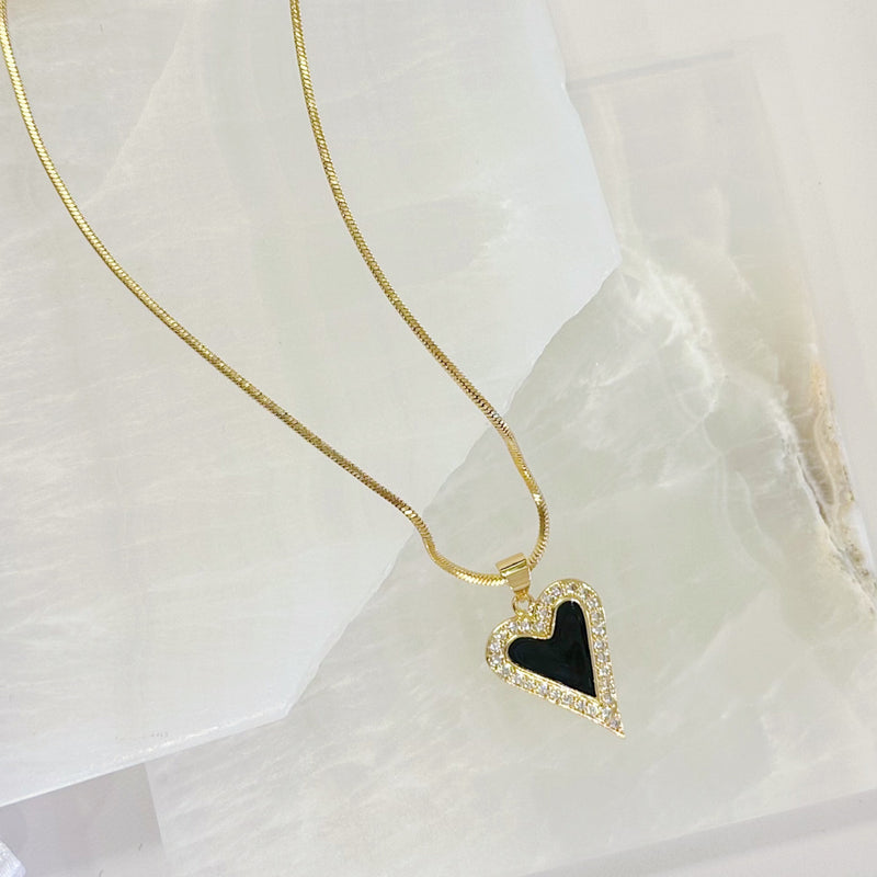 CRYSTAL BLACK HEART necklace