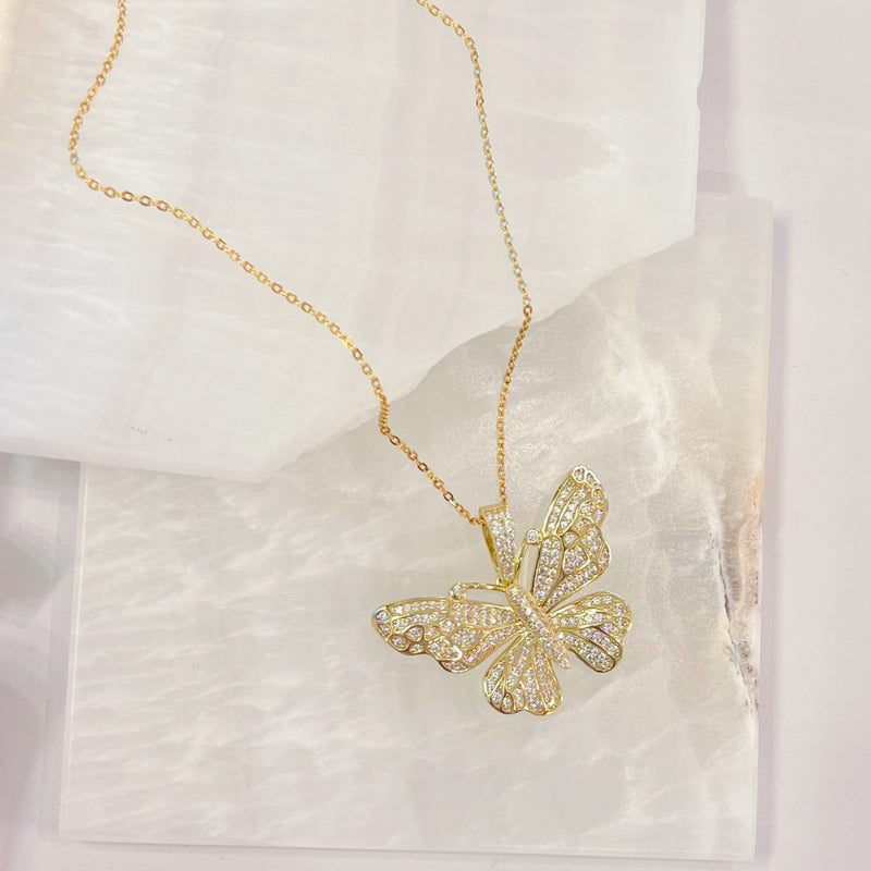LARGE BUTTERFLY CRYSTAL necklace