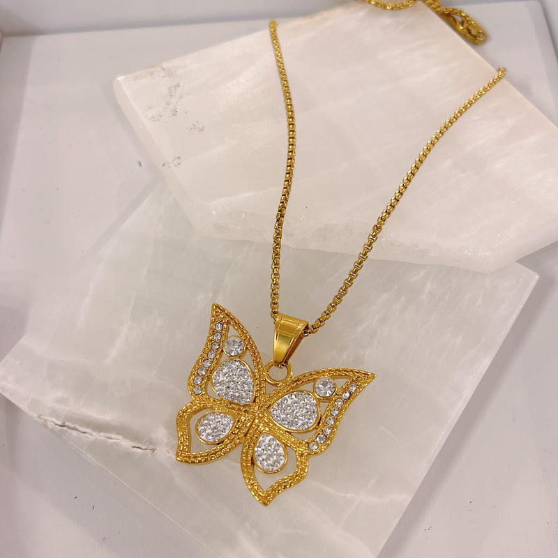 BUTTERFLY CRYSTAL II necklace