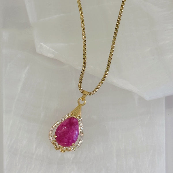 MEILANI FUCHSIA necklace