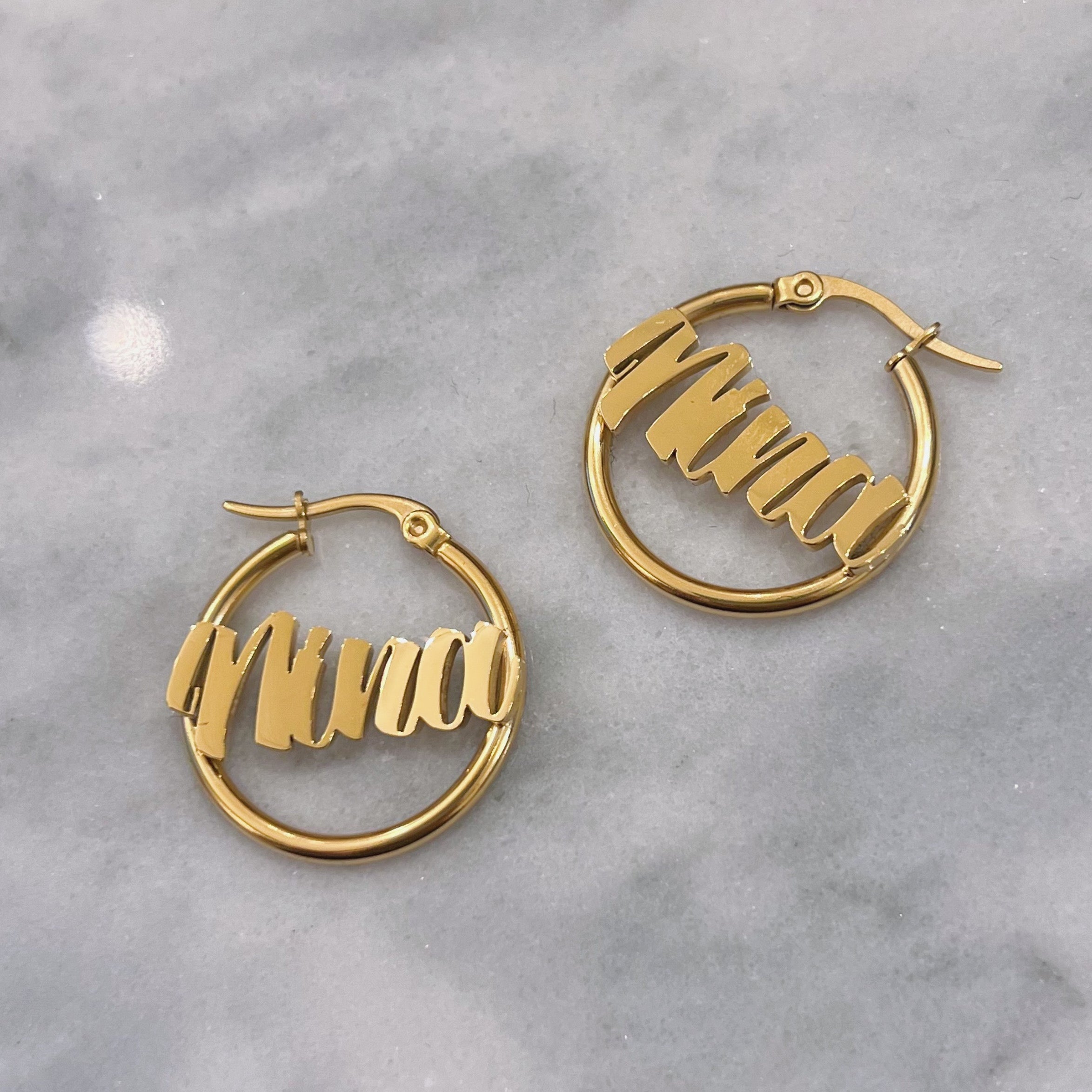 CUSTOM BOLD SCRIPT NAMEPLATE HOOP earrings