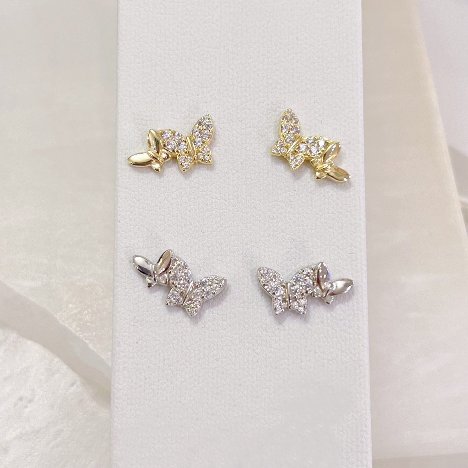 DOUBLE BUTTERFLY STUD earrings
