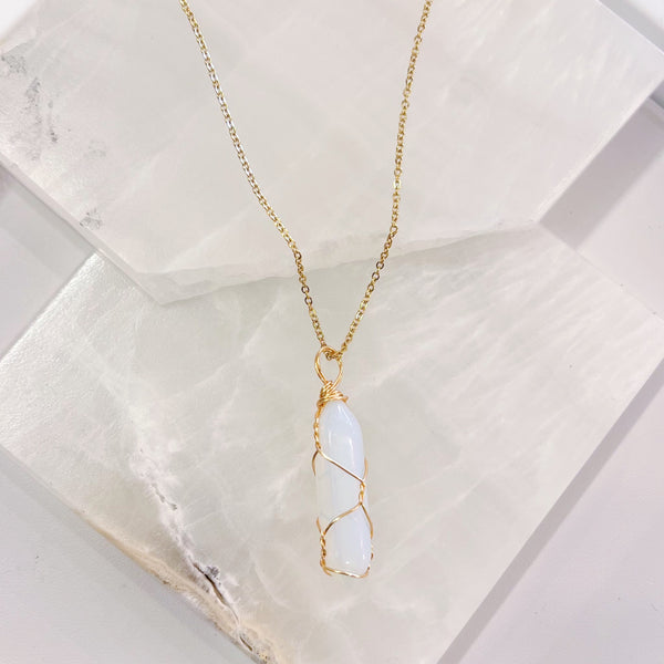 WHITE OPAL AMULET II necklace