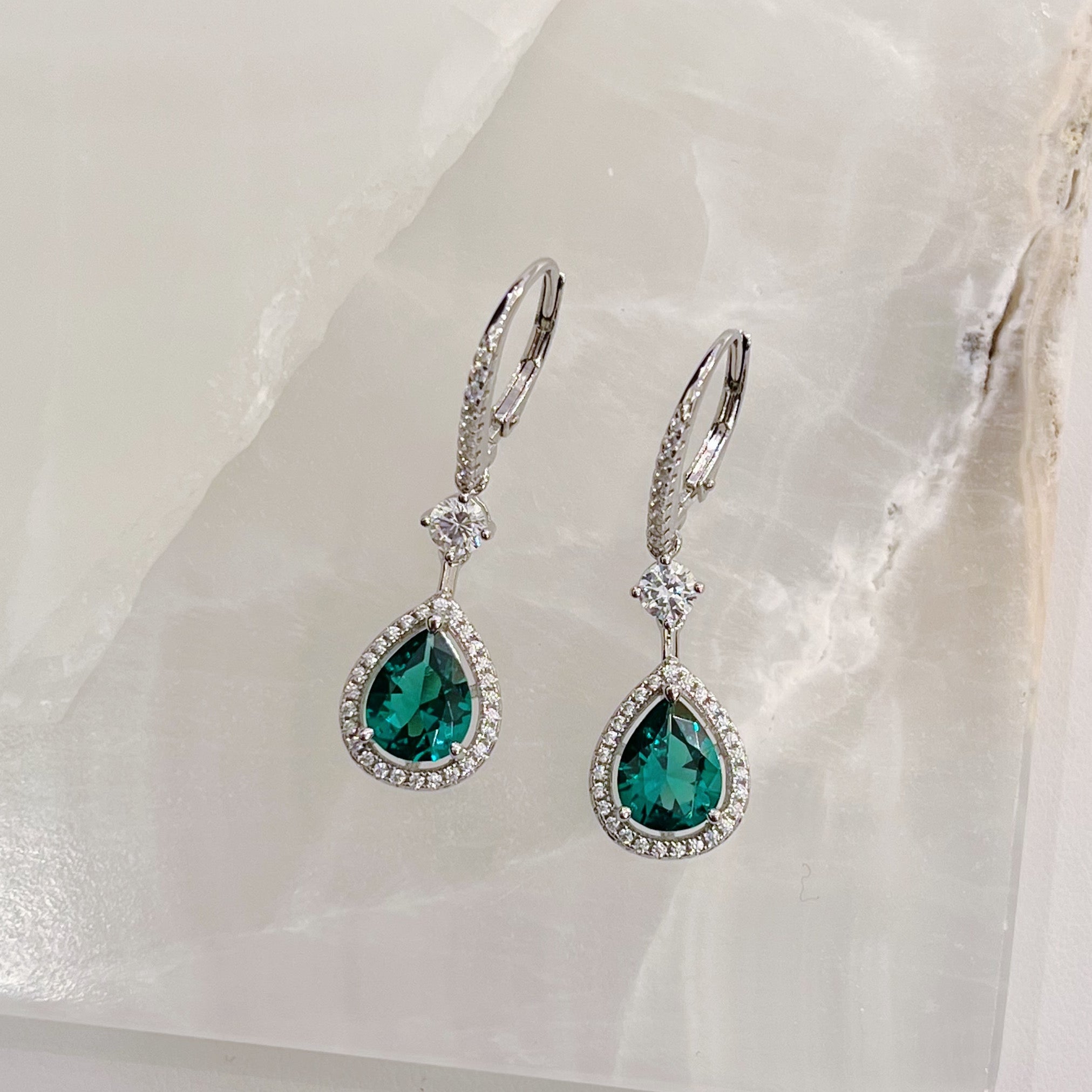 CRYSTAL EMERALD TEARDROP earrings